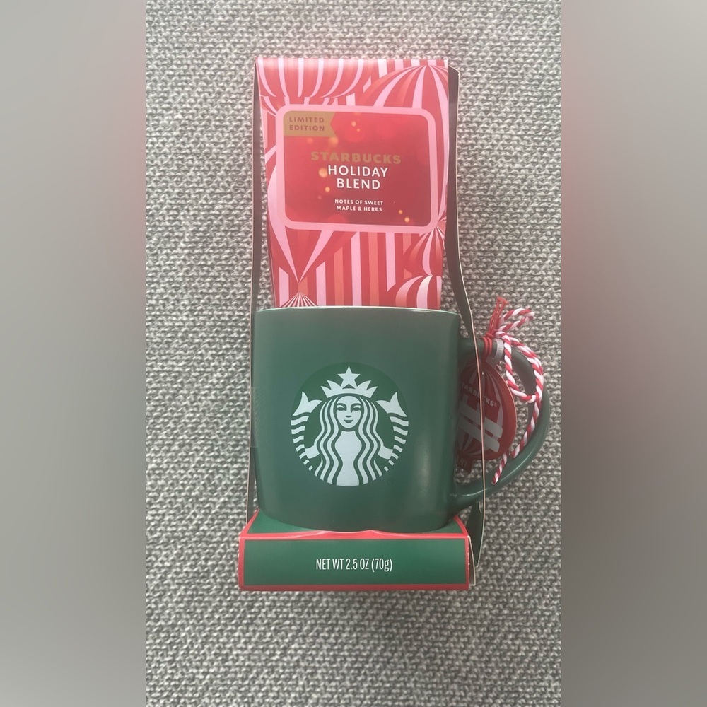 Starbucks Festive Holiday Blend Coffee Package with Green Mug